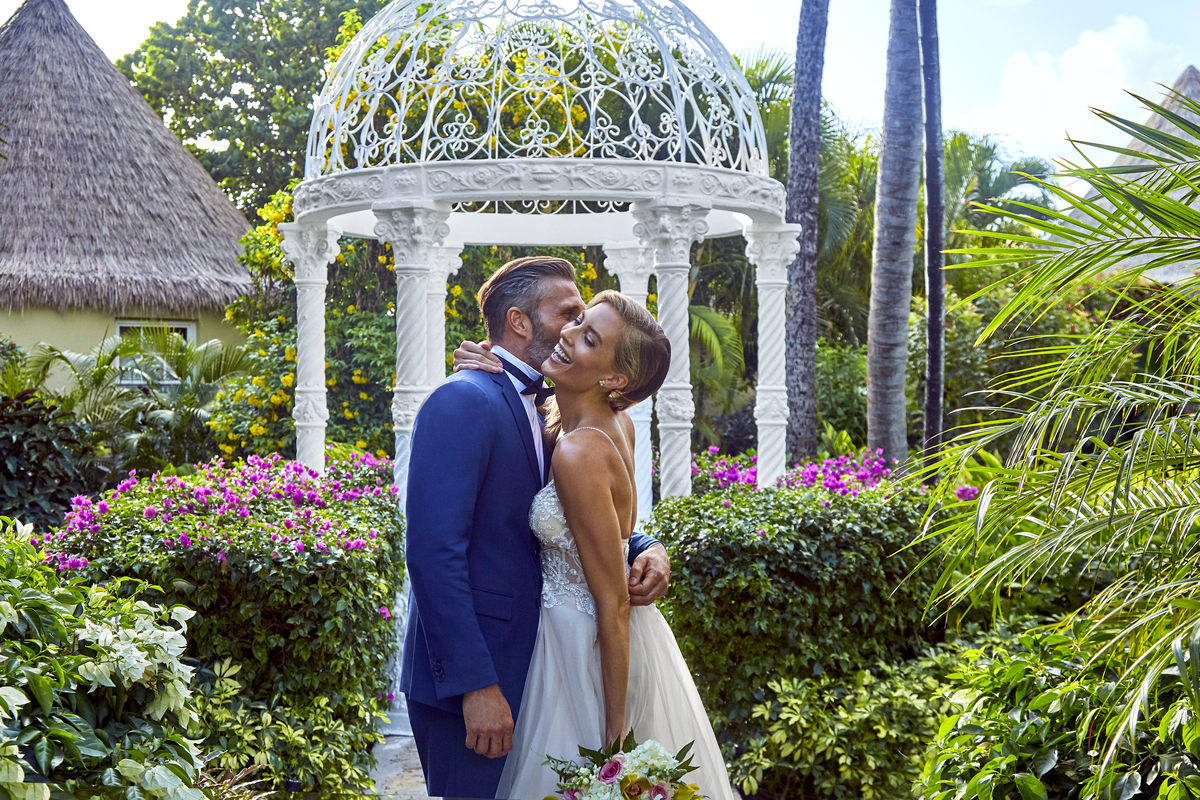 SANDALS_07_2019_WEDDING_6000-484-150-1201x800-5b2df79--1-