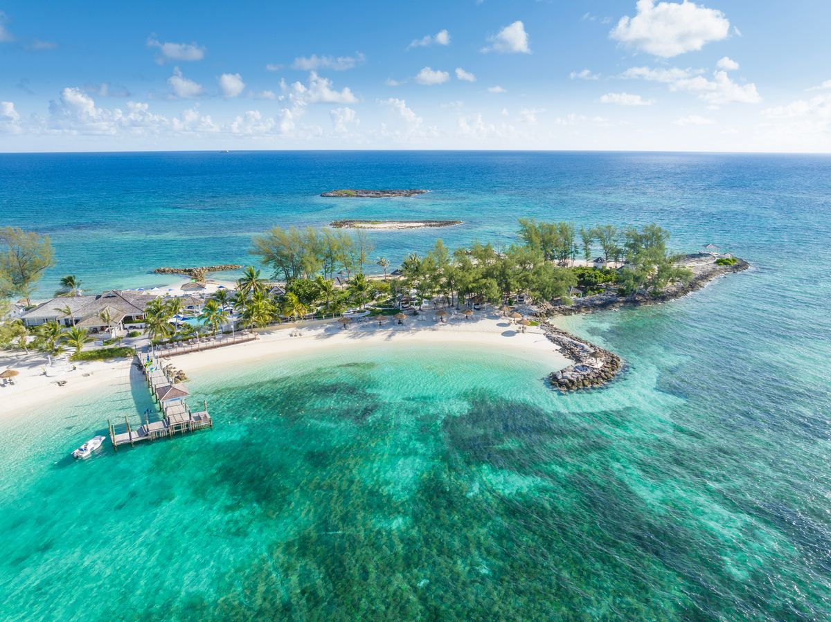 Sandals-Royal-Bahamian_Barefoot-Cay_Aerial_3-1201x899-8313029